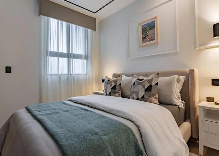 Spacious Group Getaway With Private Terrace And Grill Hébergement de vacances *